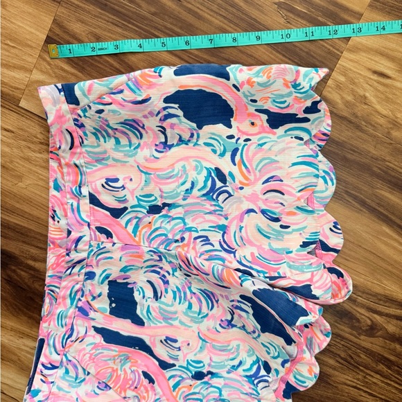 Lilly Pulitzer Pink Pelican Scallop Hem Shorts - Picture 8 of 8